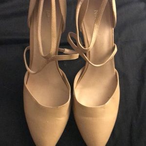 Nude Nine West heels